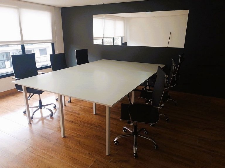 Perto da Praia! Piscina com vista p/ mar (GJA001)