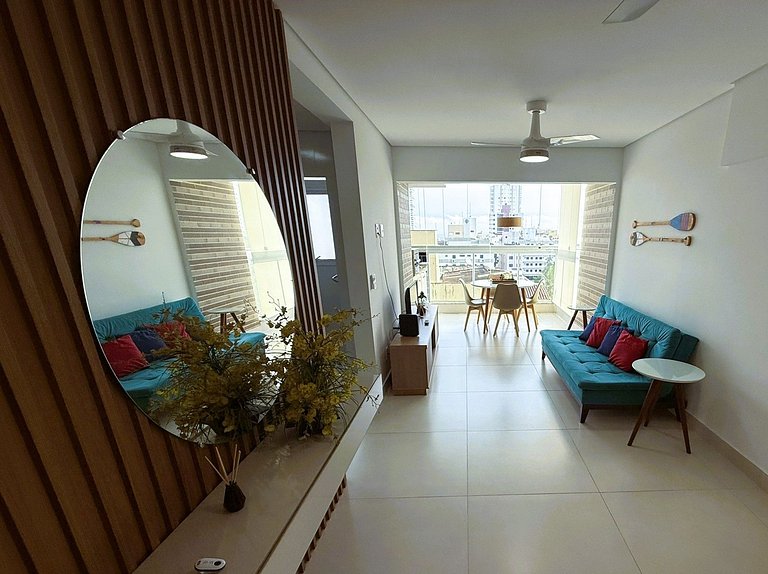 Praia Enseada a 3 min de carro/apto novo (GJA003)