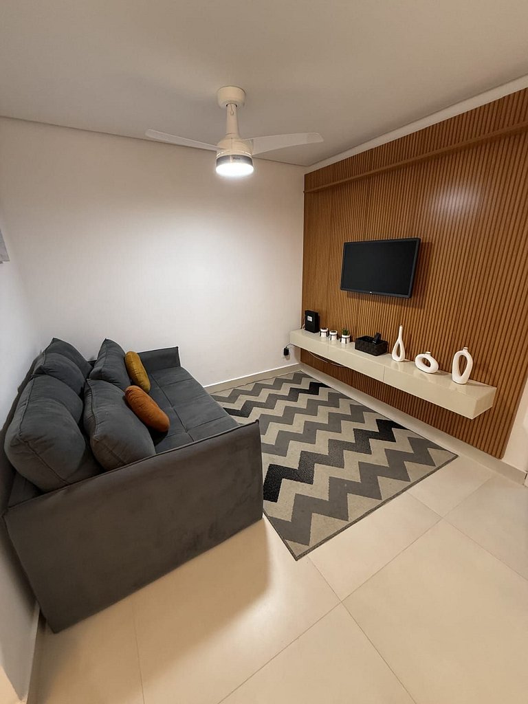 Perto da Praia! Piscina com vista p/ mar (GJA001)