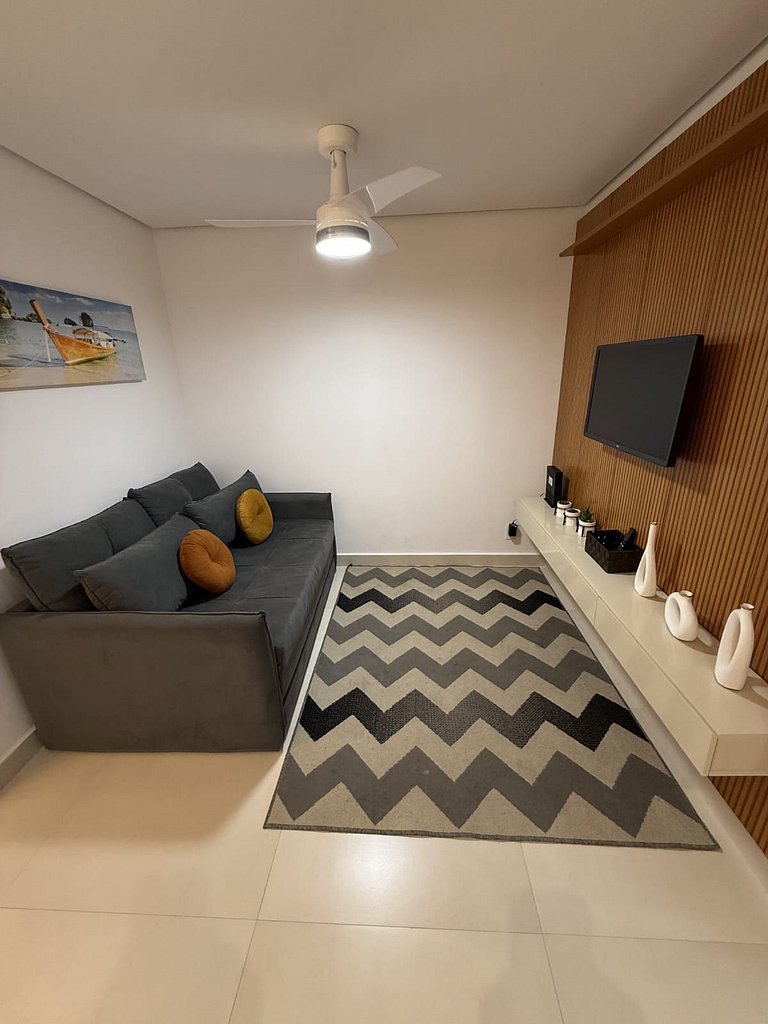 Perto da Praia! Piscina com vista p/ mar (GJA001)