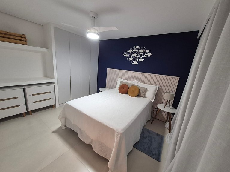 Perto da Praia! Piscina com vista p/ mar (GJA001)