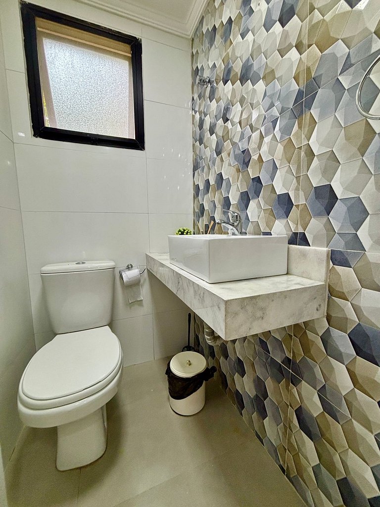 Lazer completíssimo, há 8 min da praia, natureza