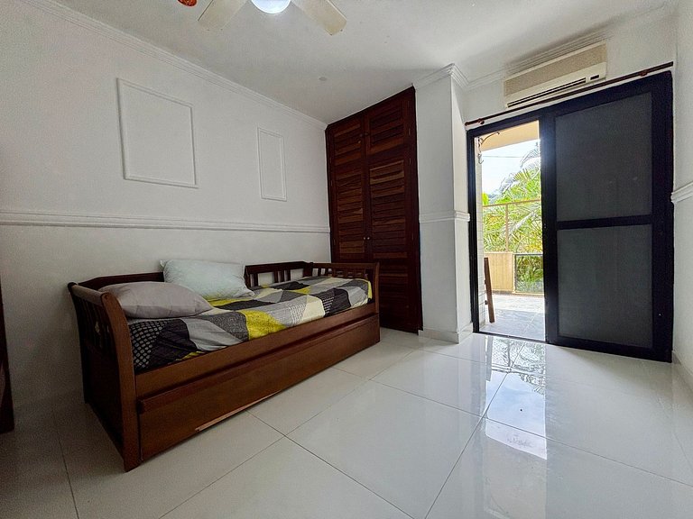 Lazer completíssimo, há 8 min da praia, natureza