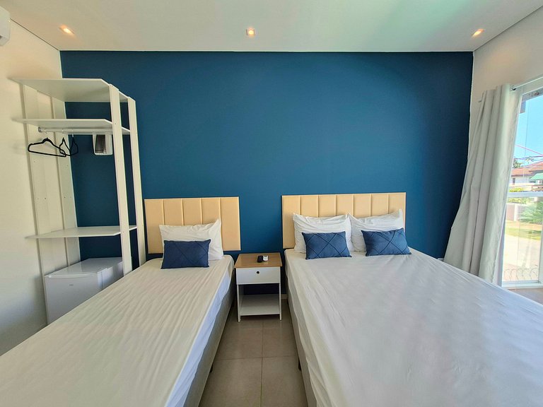 >>Apenas 1 Quadra da Praia da Enseada com Piscina