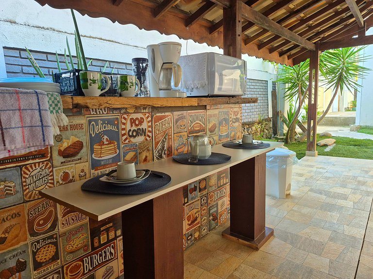 Apenas 2 Quadras da Praia da Enseada, com Piscina