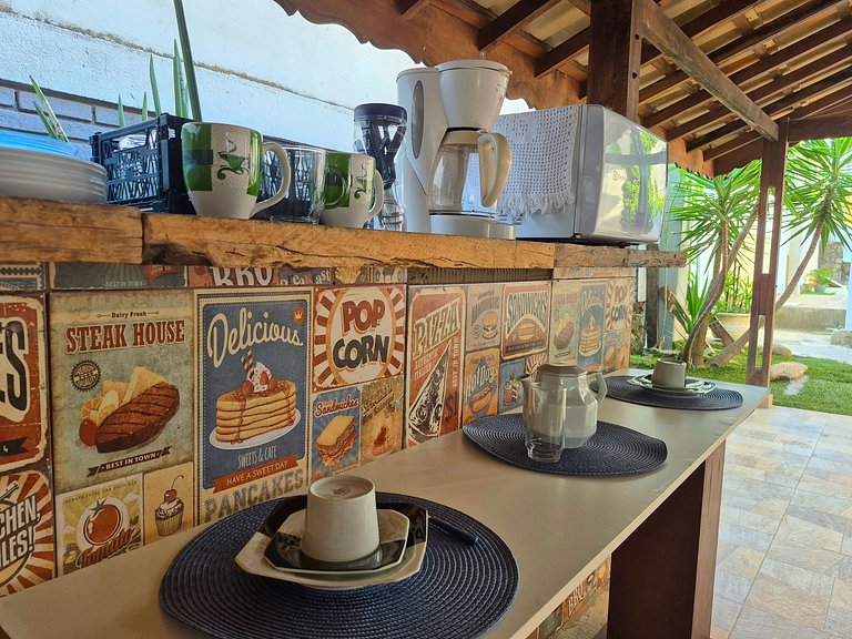 Apenas 2 Quadras da Praia da Enseada, com Piscina